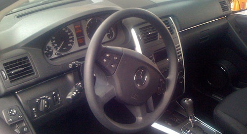 mercedes_bklasse_b170_2.jpg